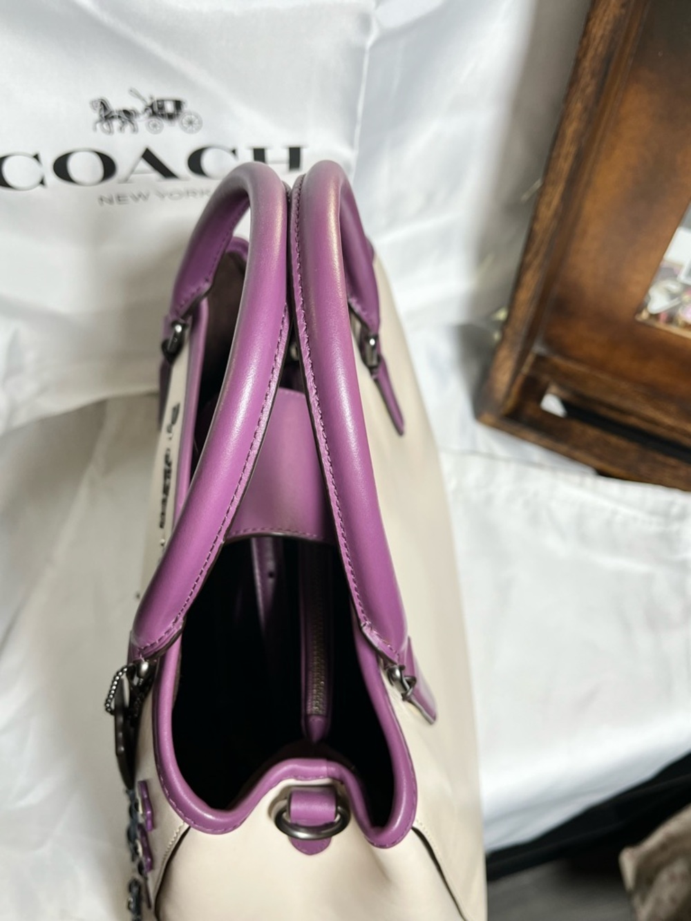 *** SOLD under Unlisted *** Coach Margot Floral Tote w/ Wallet - Picture 6 of 13